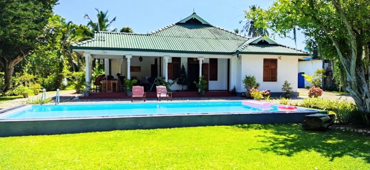 Tranquility Guest House Hikkaduwa Exterior photo