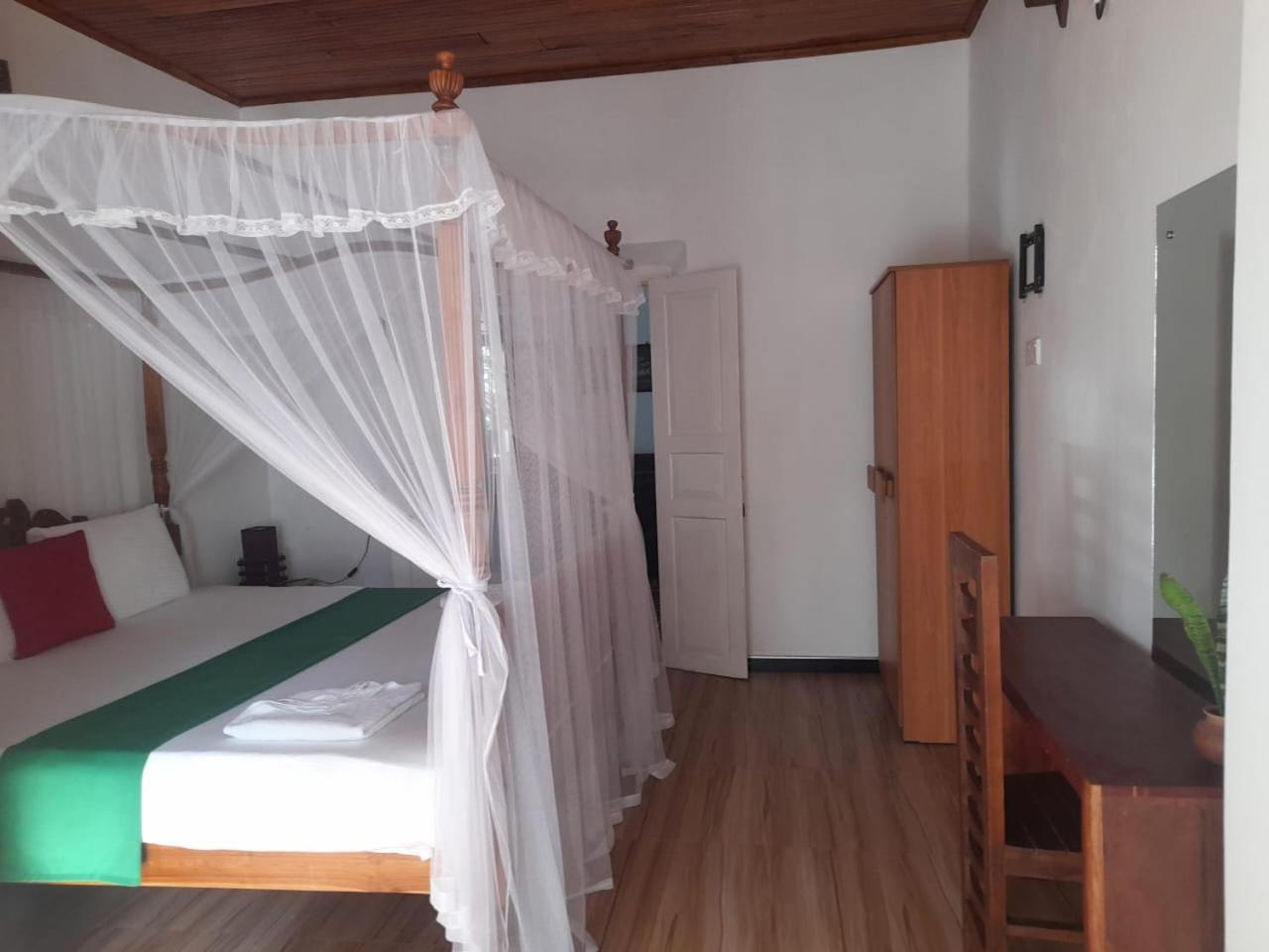 Tranquility Guest House Hikkaduwa Exterior photo