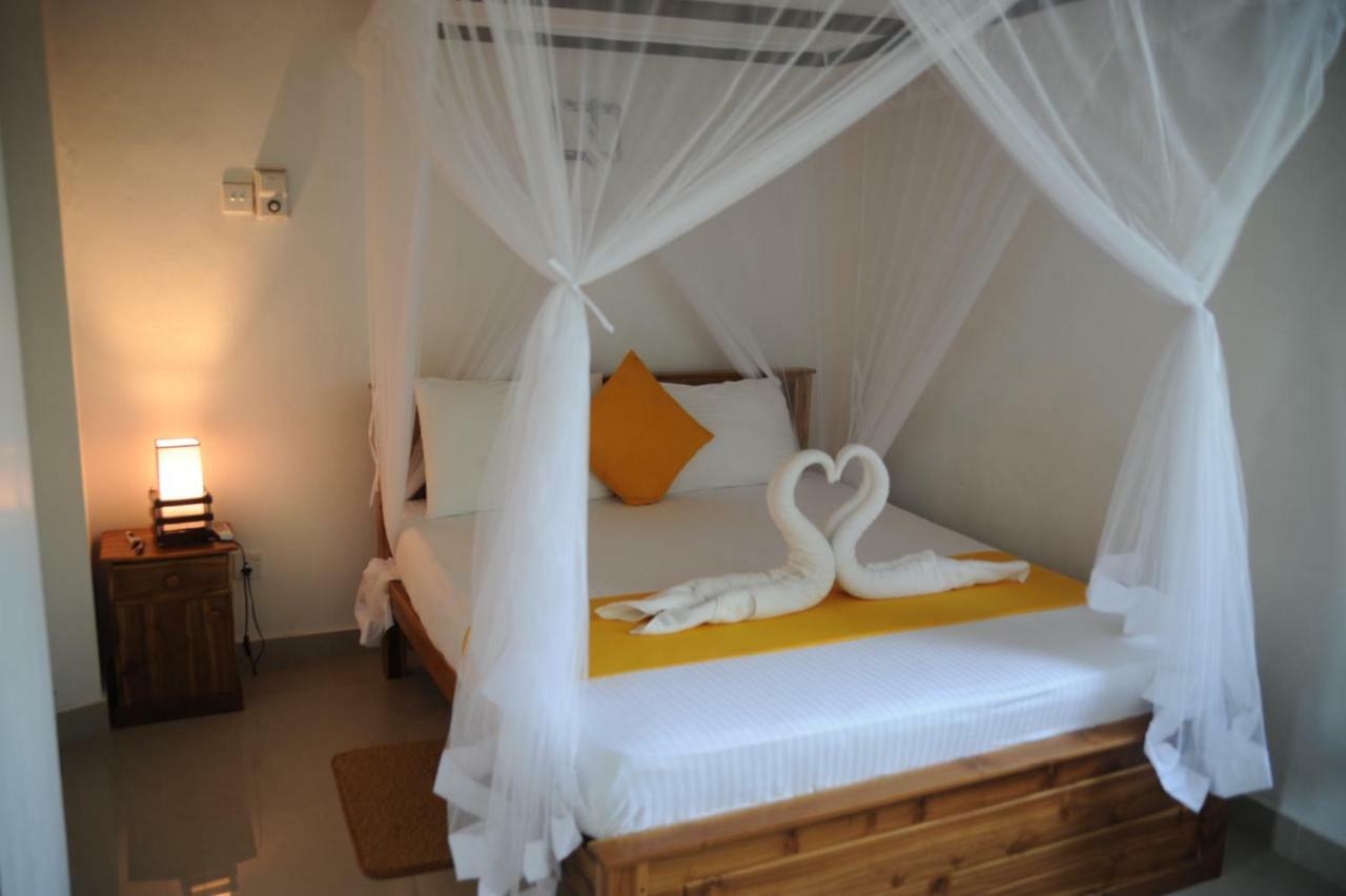 Tranquility Guest House Hikkaduwa Exterior photo